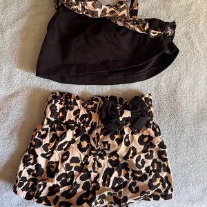 Cheetah 🐆 shorts and crop top